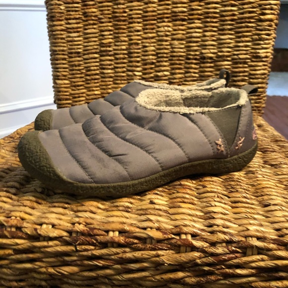 keen house shoes